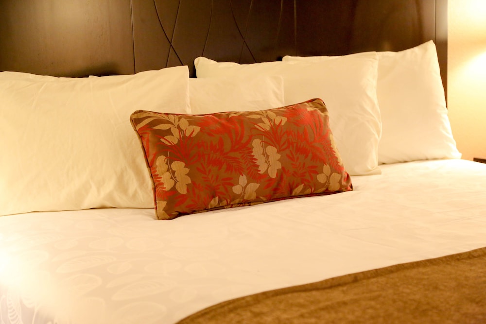 Americas Best Value Inn & Suites Forest Grove Hillsboro 26/34