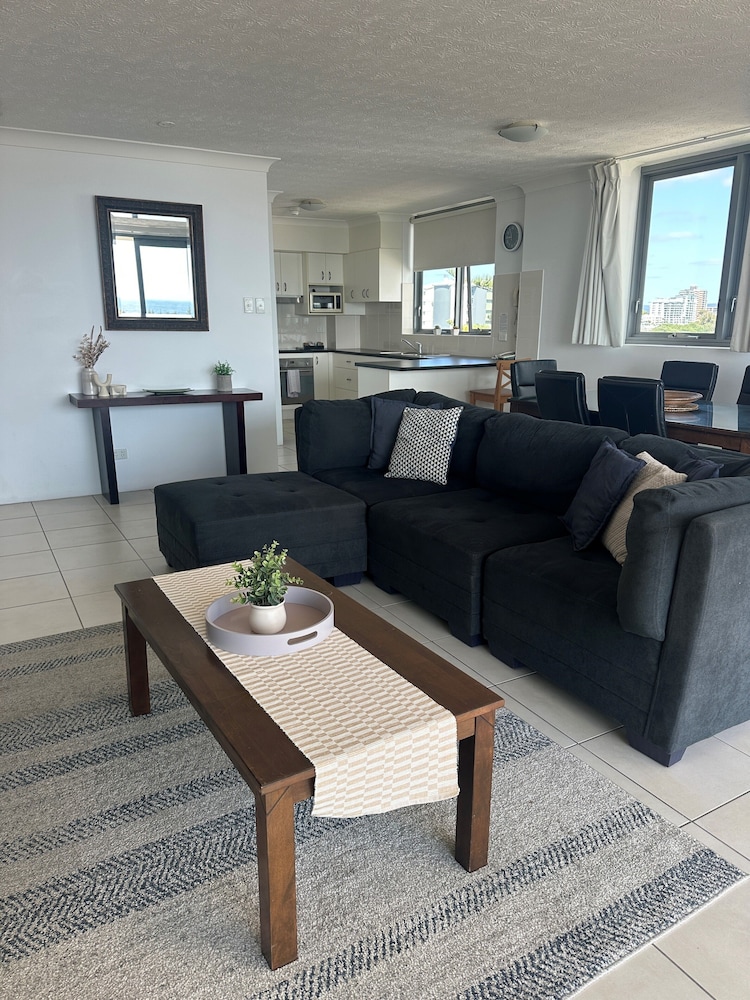 MAJORCA ISLE BEACHSIDE RESORT 33/56