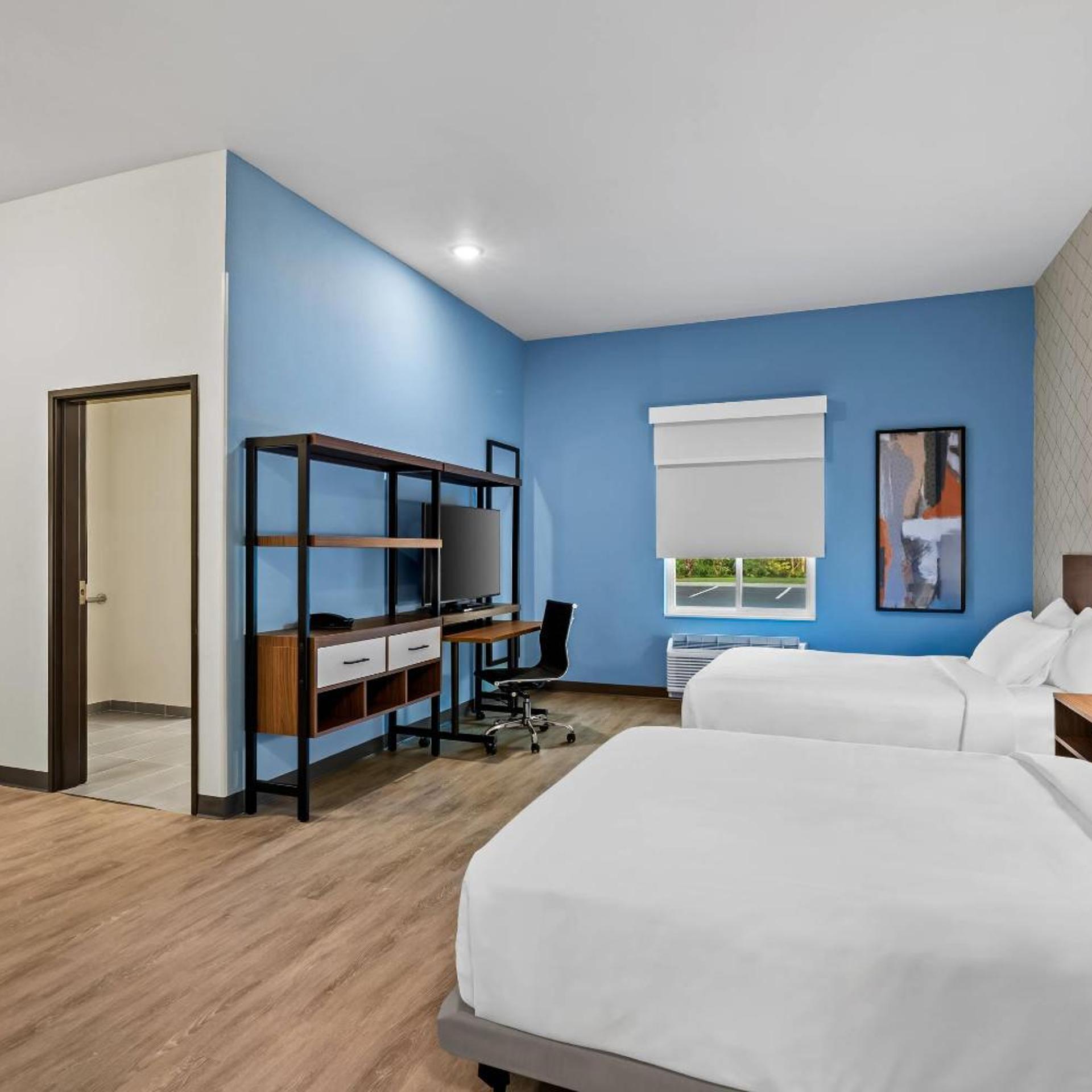 Everhome Suites Ocala I-75 North 14/59