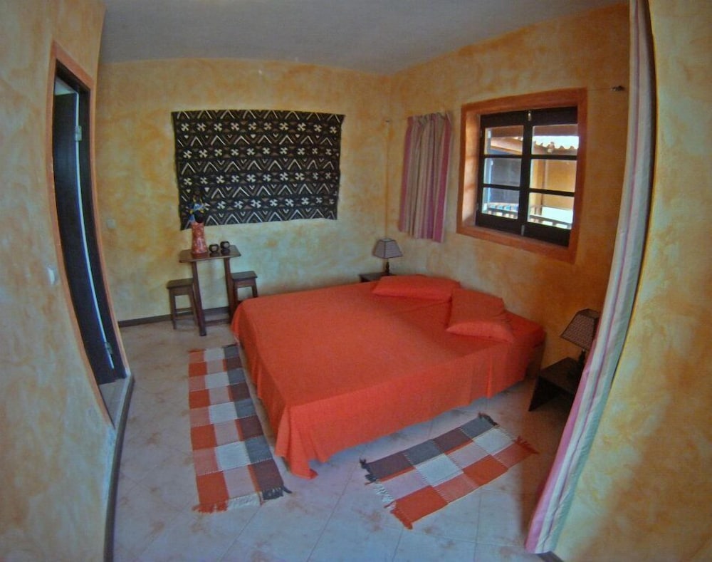 Sakaroule Bed And Breakfast 16/33