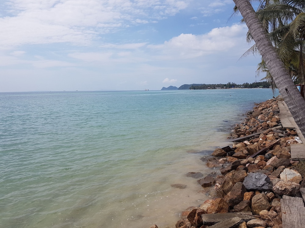 First Villa Beach Resort 59/75