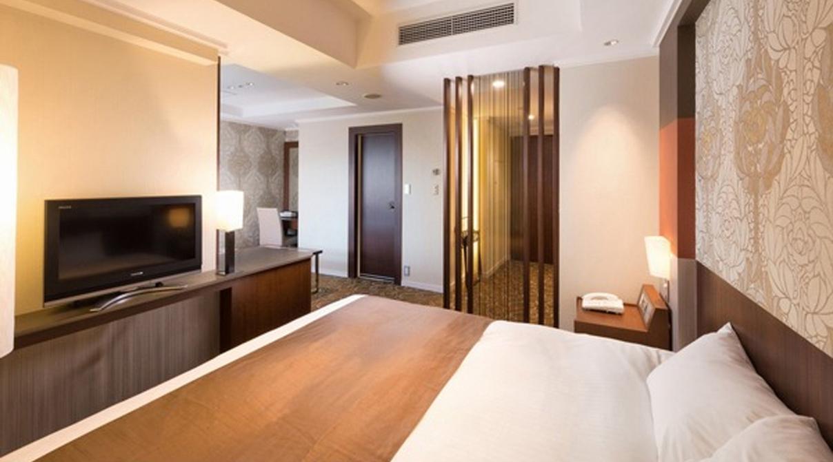 Tower, Double Bed