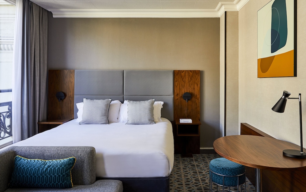 Crowne Plaza Paris Republique 15/76