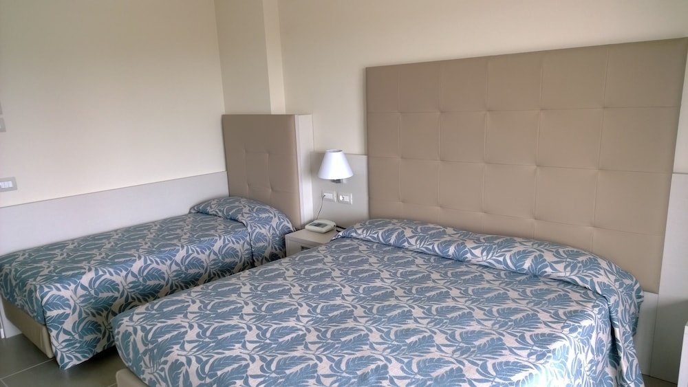 Hotel Residence Holiday 66/76