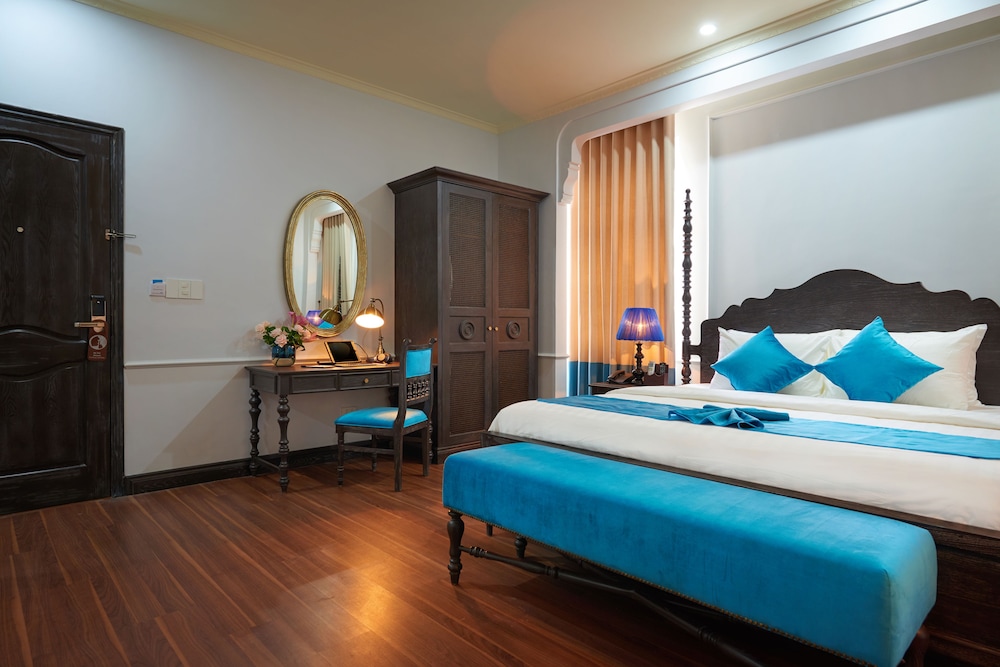 Manoir Des Arts Hotel 20/73