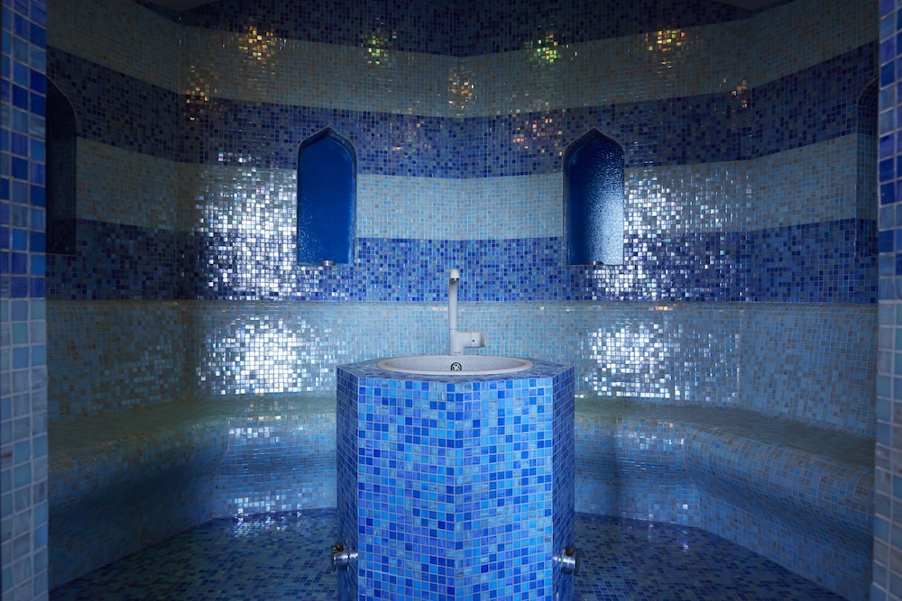 Ammon Zeus Luxury Beach Hotel 24/51
