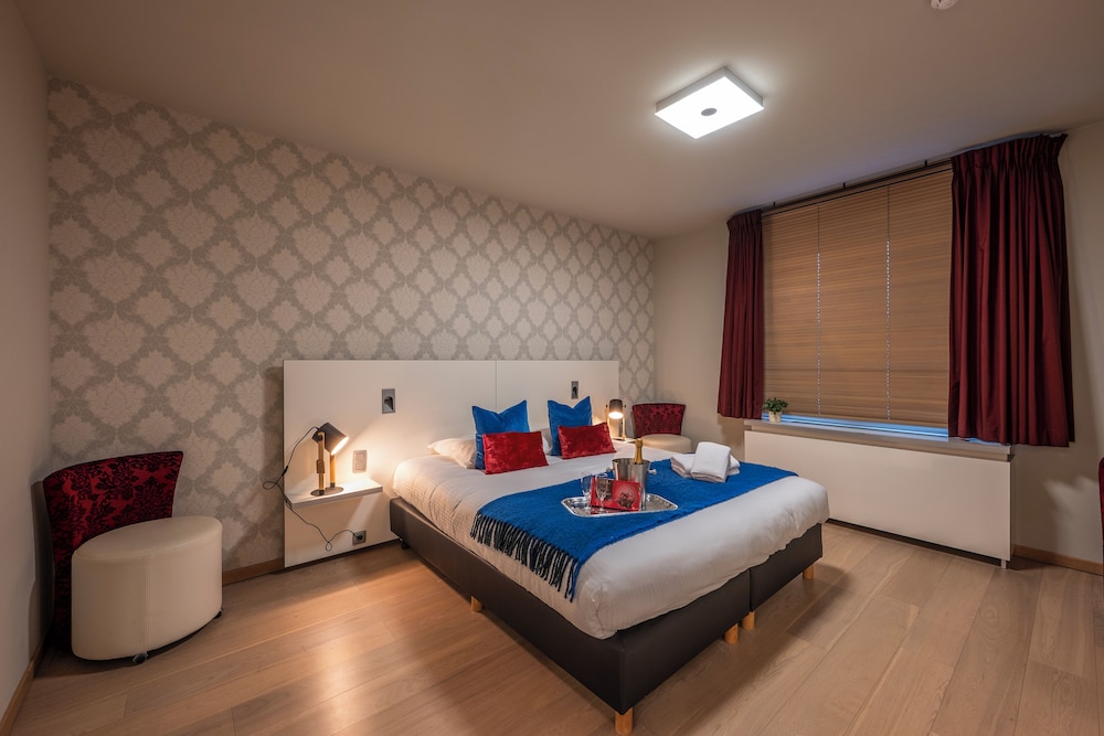 Falko Hotel 10/50