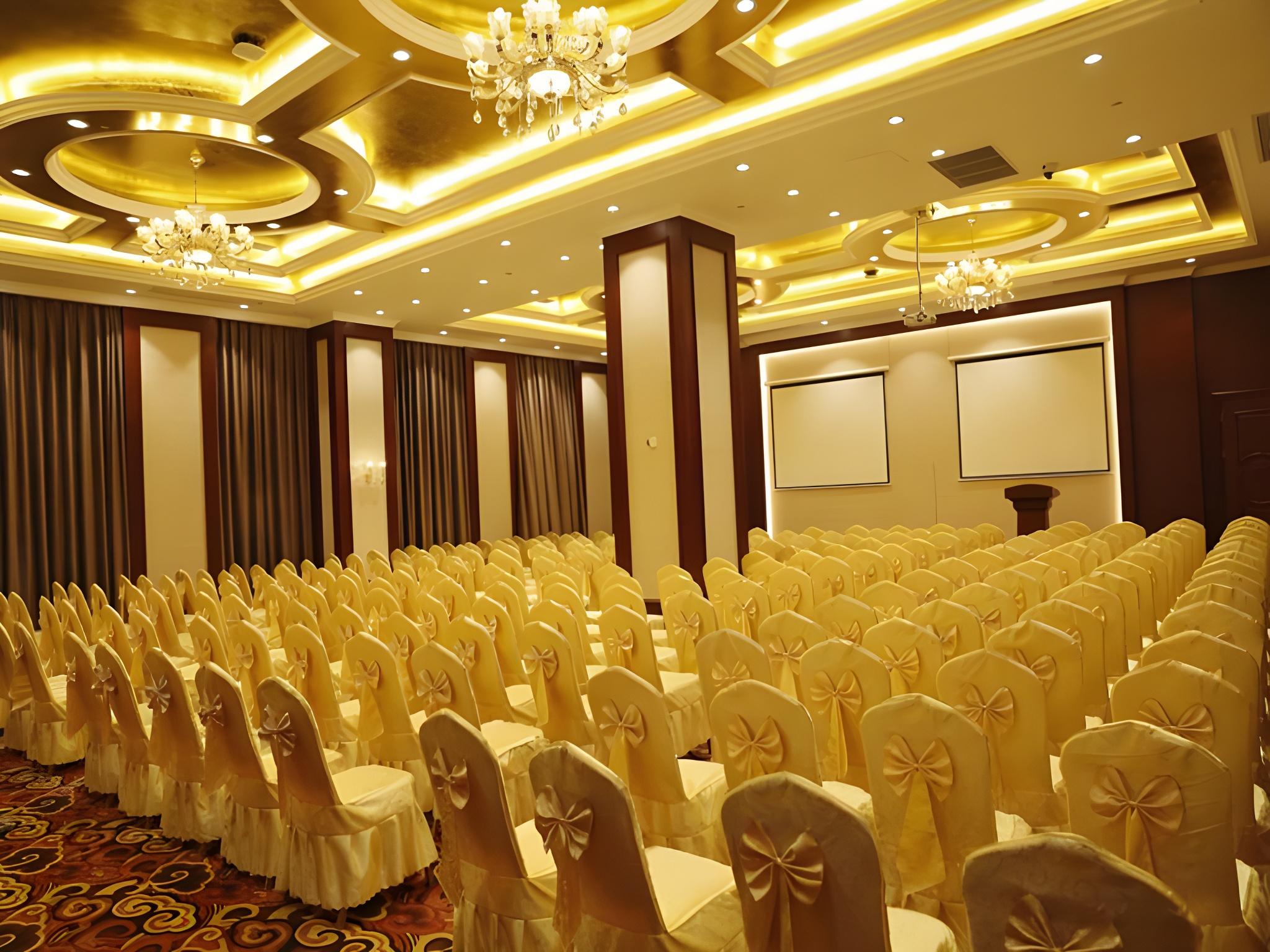 Vienna International Hotel Shanghai National Convention And Exhibition Center Huaxu Road 33/38