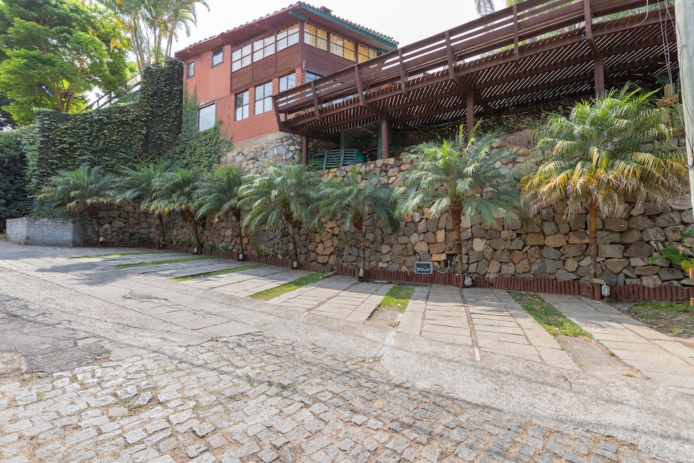 Pousada Chales Wood House 46/51