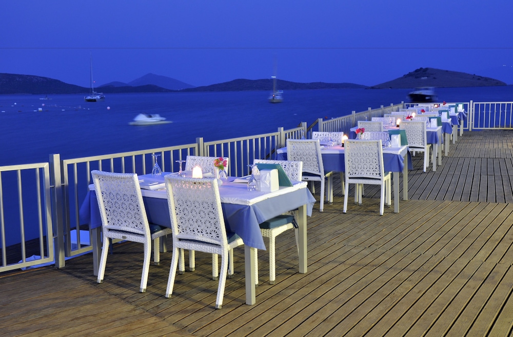 Lugga Boutique Hotel and Beach 23/43