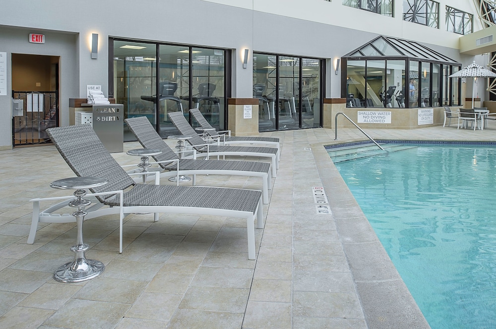 swimming pool spa
