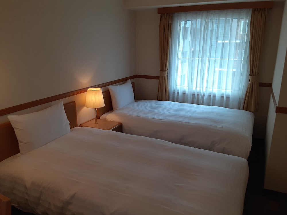 Toyoko Inn Osaka Taniyon Kousaten 12/63