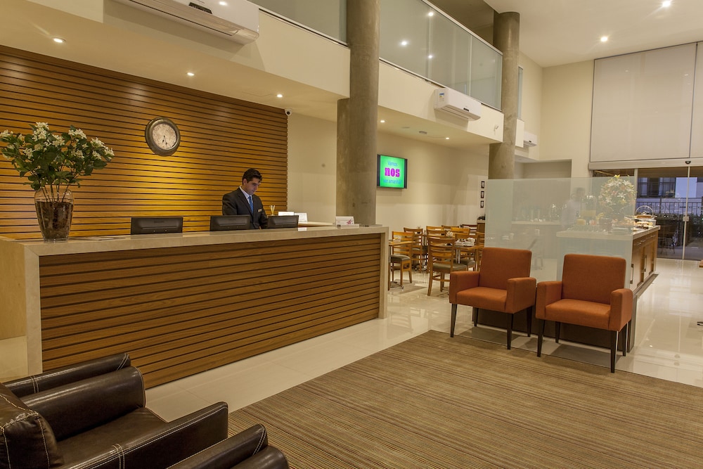 Sao Carlos Othon Suites 6/40