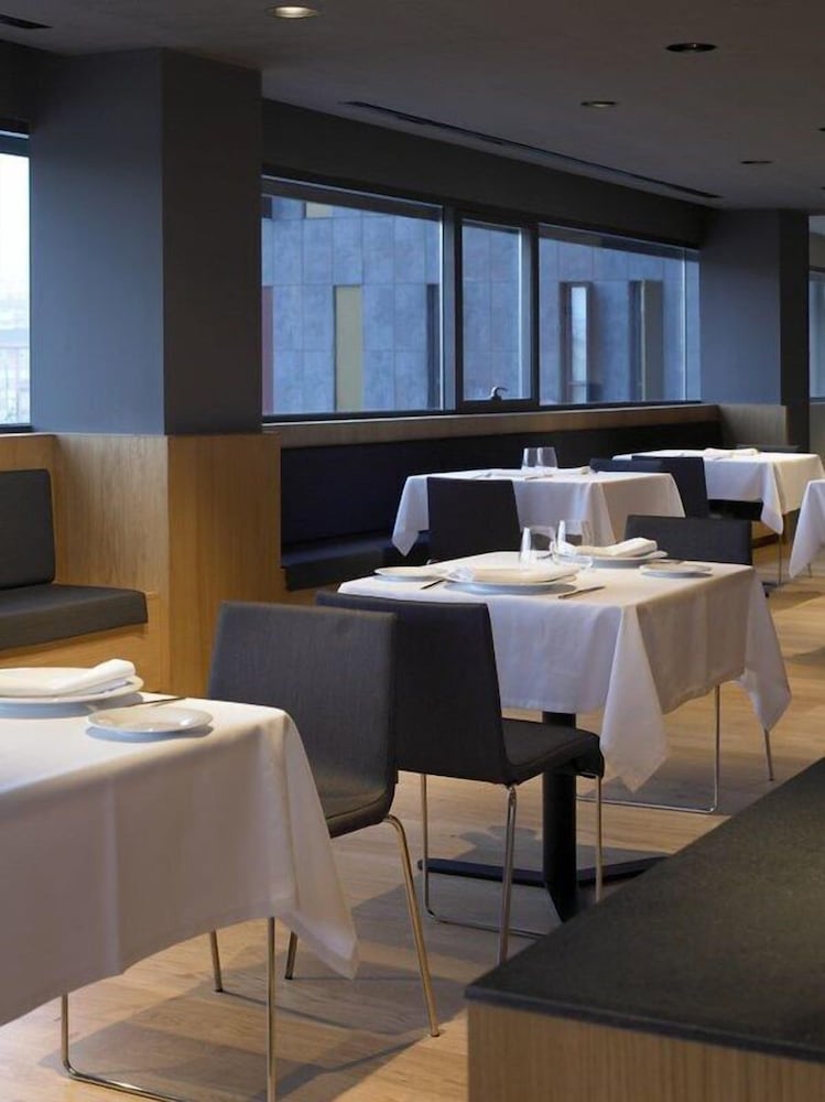 Blu Hotel Puerta De Almansa 42/50