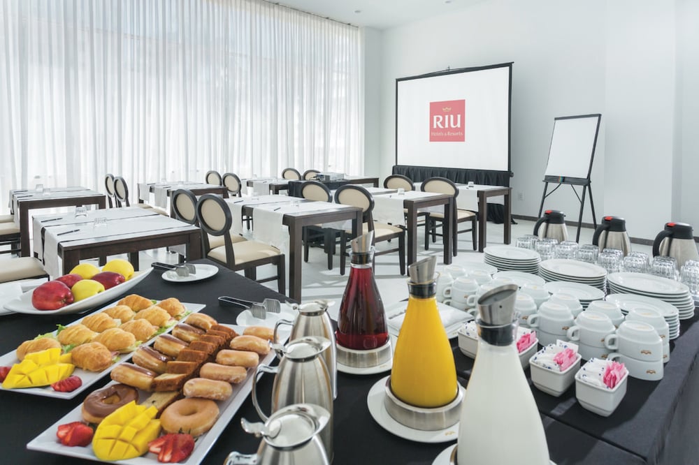 RIU Plaza Miami Beach 43/54