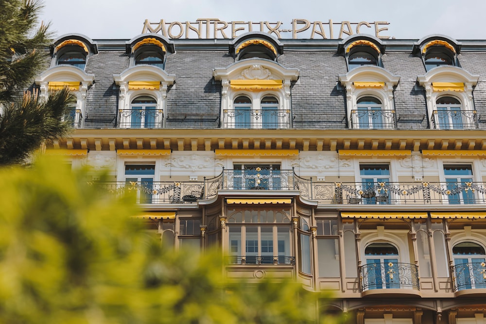 Fairmont Le Montreux Palace in MONTREUX