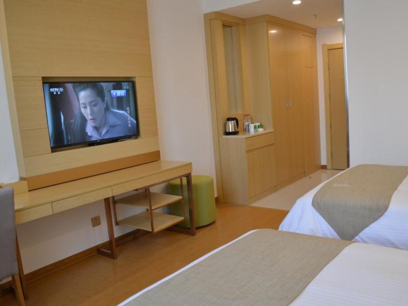 GreenTree Inn Huaian Xuyi Royal Garden Express Hotel 39/56