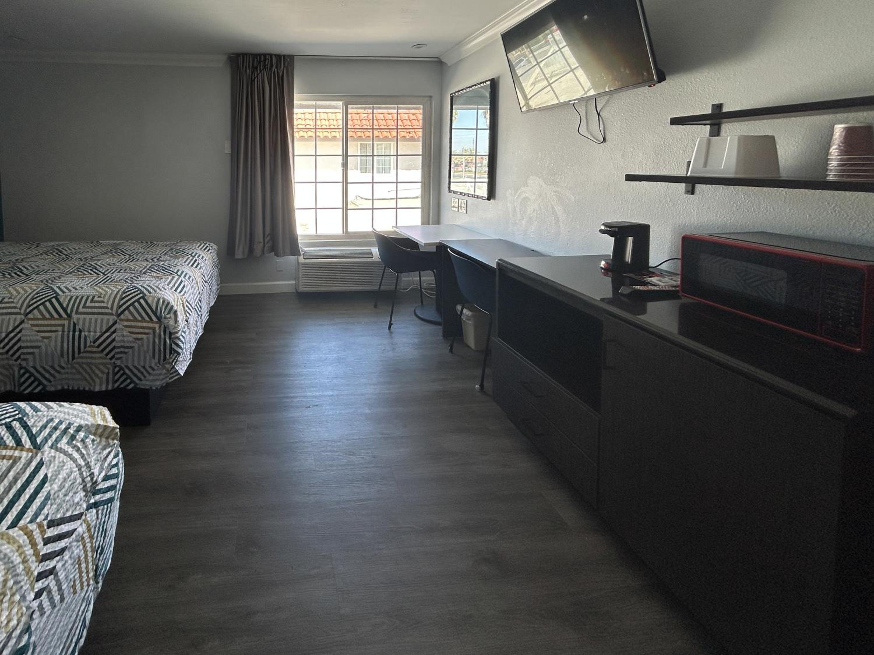 Studio6 Suites Buena Park, CA – Anahiem/Near Maingate Knotts 17/33