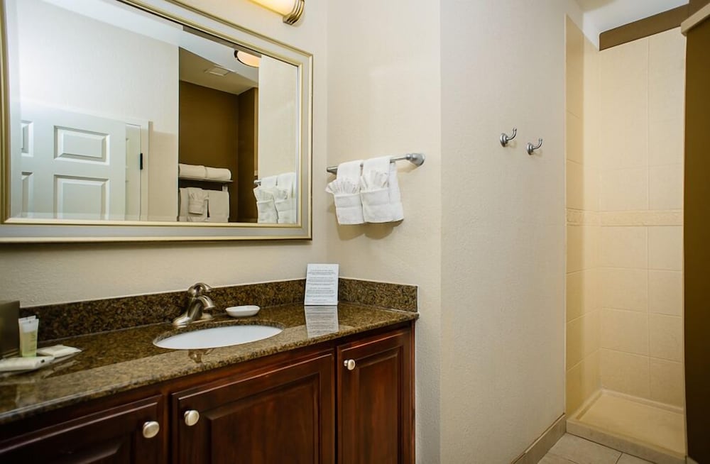 Staybridge Suites Houston-Nasa/Clear Lake 18/80