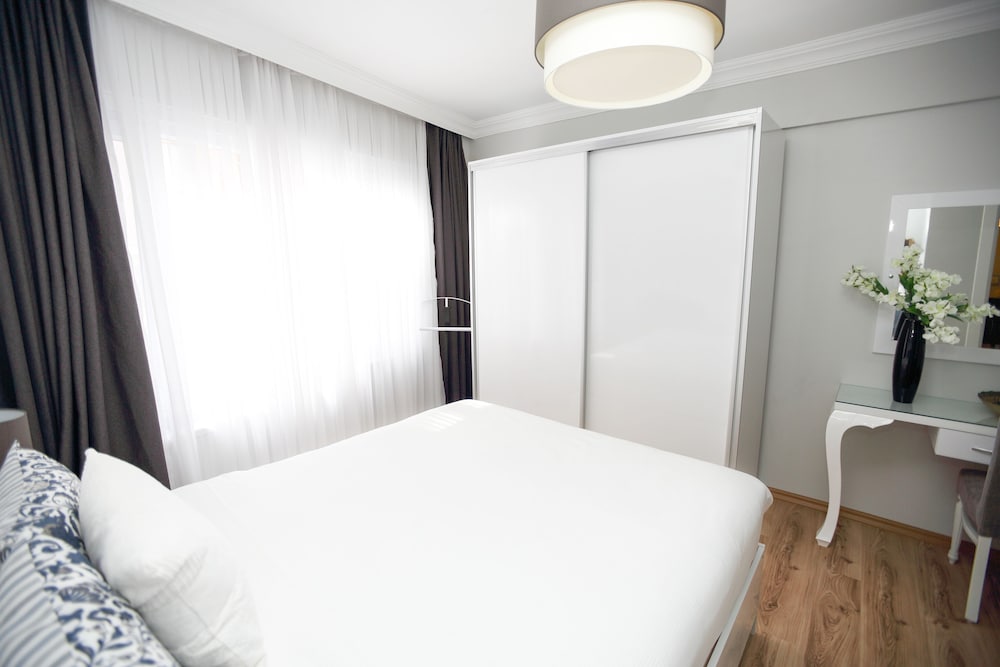PATIKA SUITES 7/50
