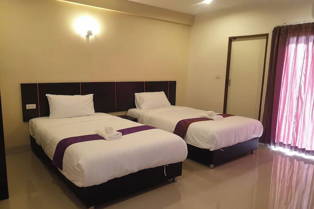 La Viva Hotel 9/30