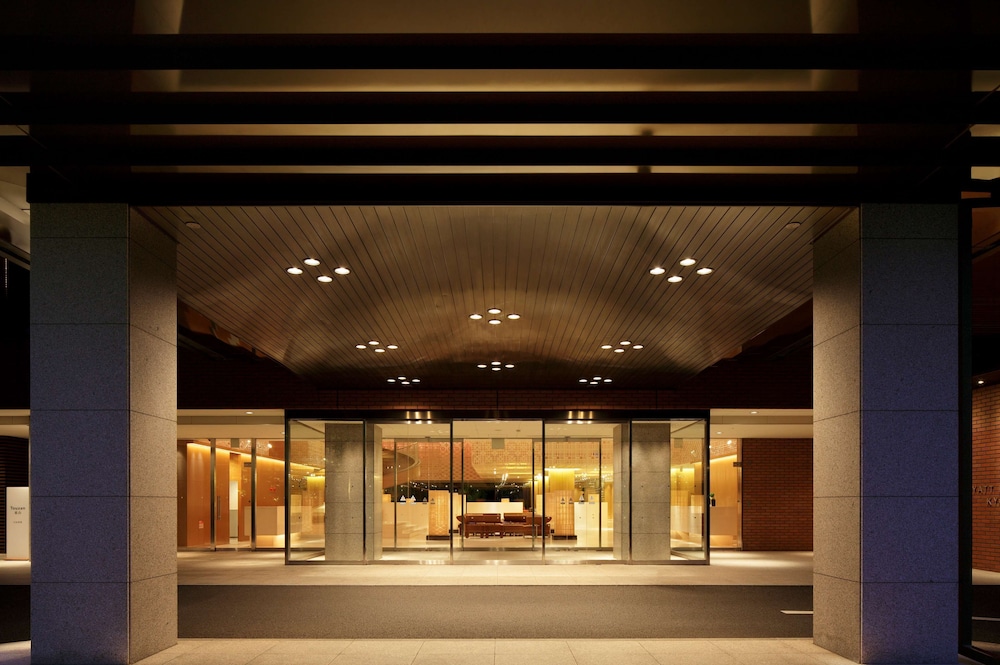 HYATT REGENCY KYOTO 9/72
