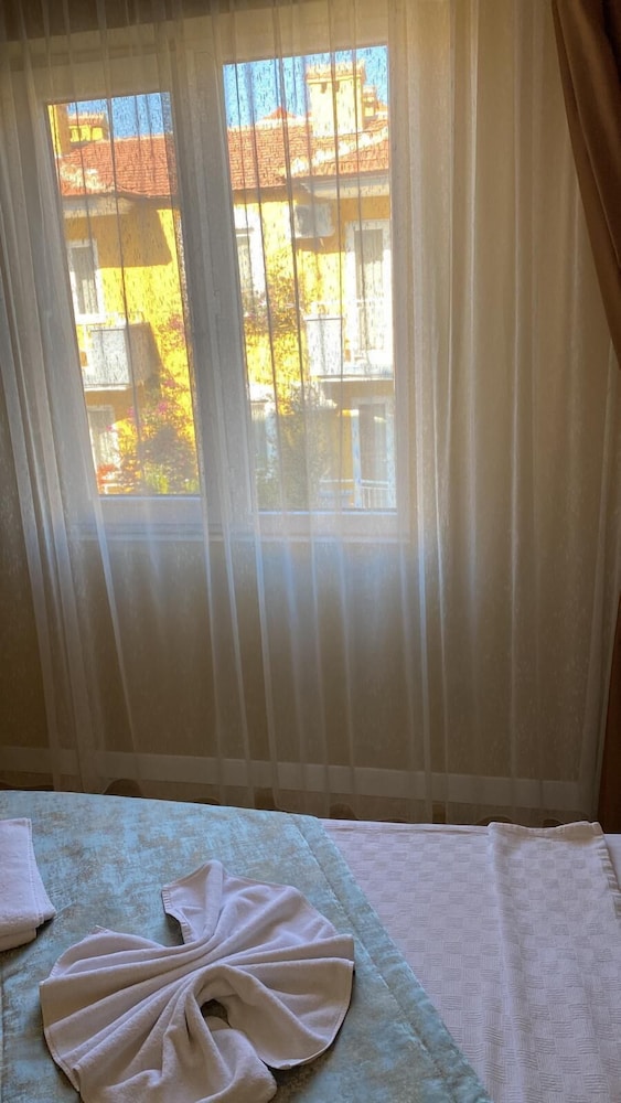 Merveille Hotel 24/48