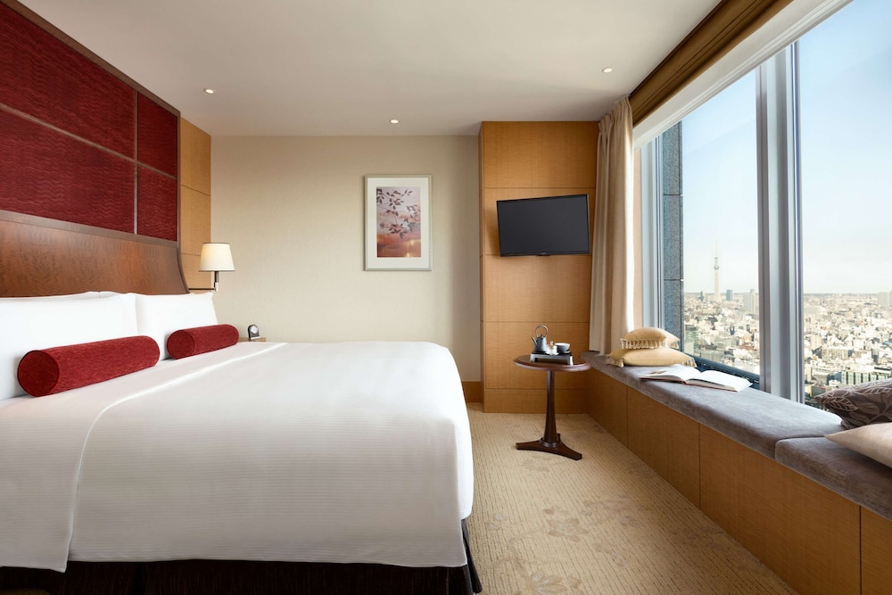 EXECUTIVE, SUITE, KING BED