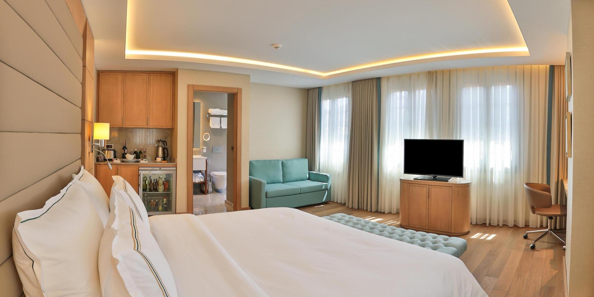 Deluxe, Double Bed