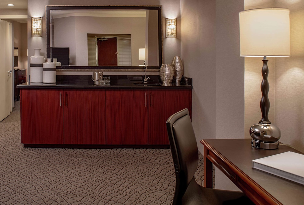 DoubleTree Suites by Hilton Hotel Salt Lake City Downtown 8/74