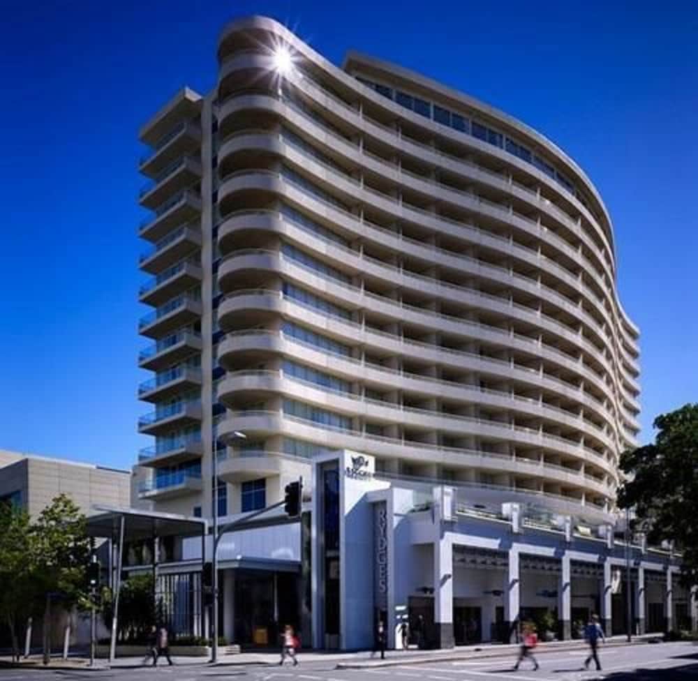 Rydges South Bank 7/68
