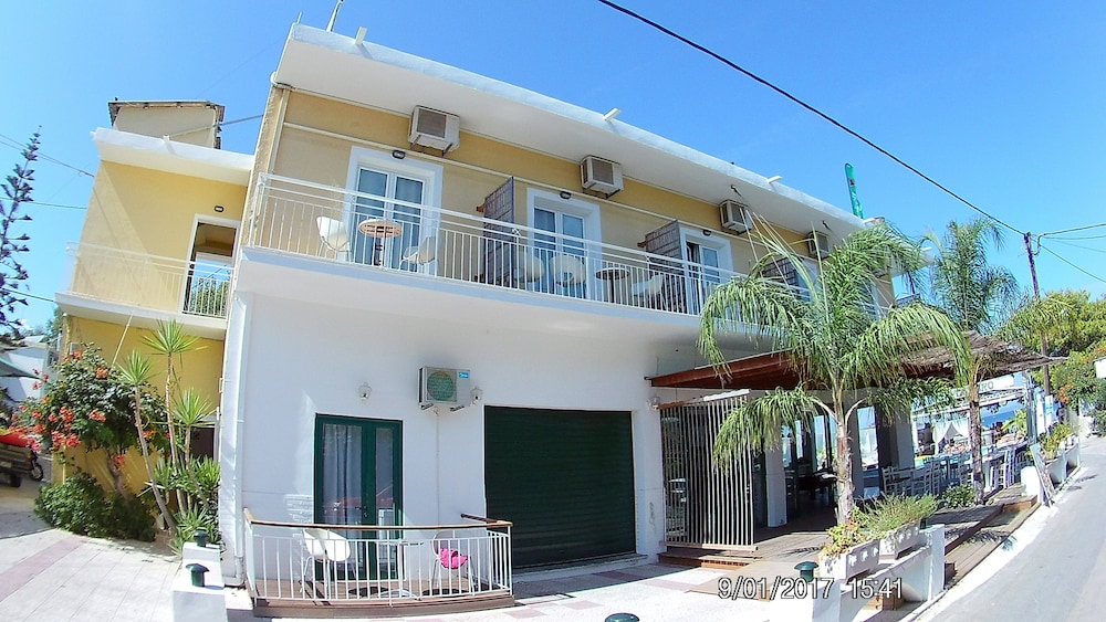Cavo D'oro Apartments 2/67
