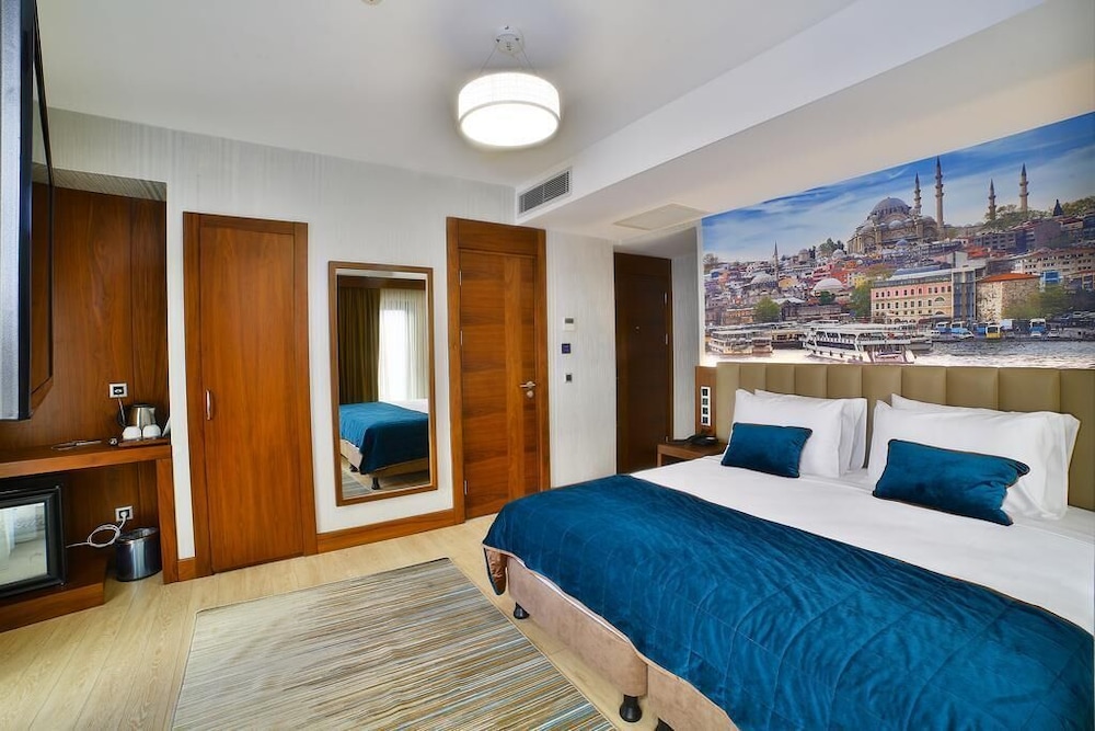 The Tango Hotel Taksim 10/40