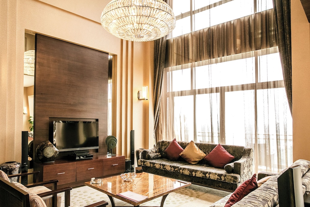 Mission Hills Resort Haikou 18/36
