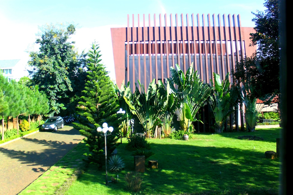 Trung Nguyen Coffee Resort 42/46