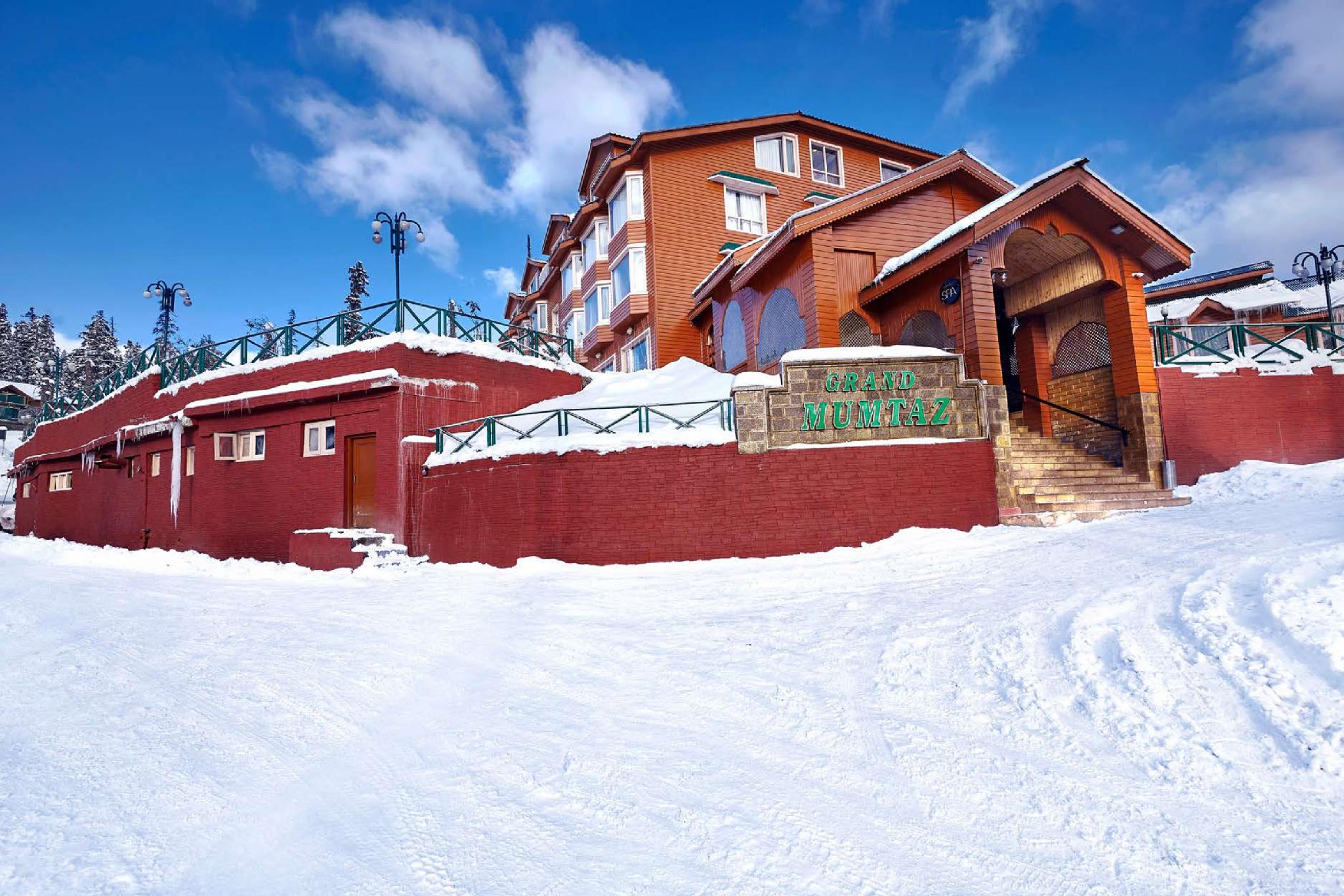 Hotel Grand Mumtaz 44/45