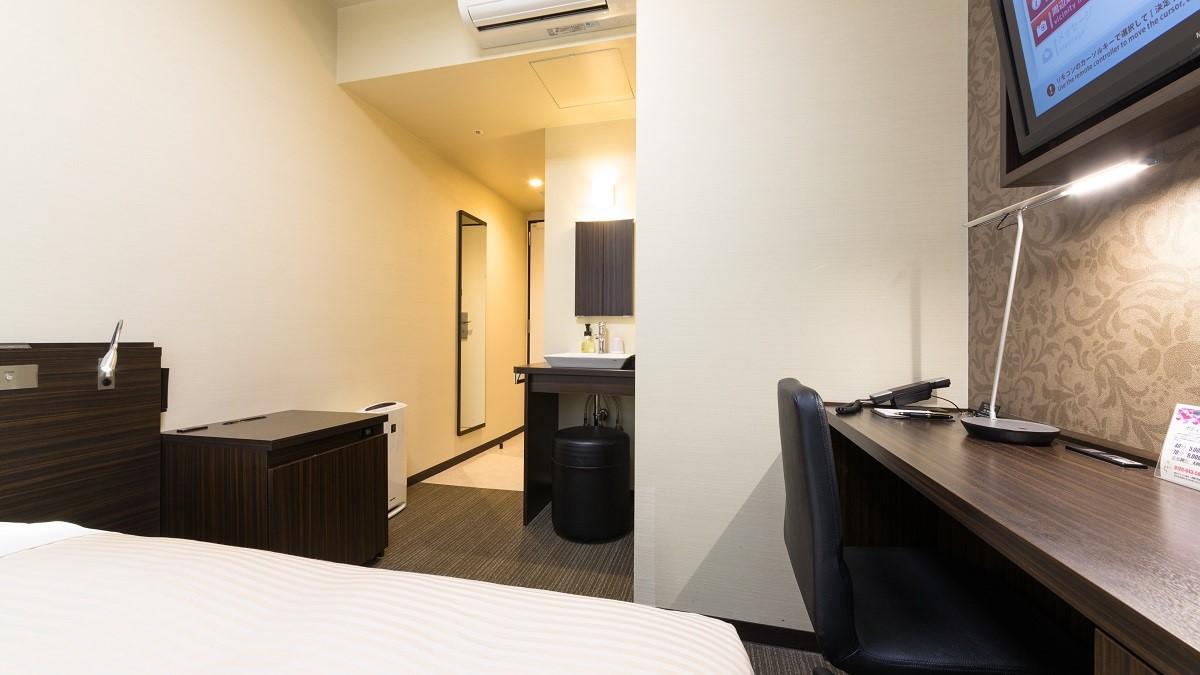 Semi Room, Comfort, Single, Semi Double Bed, Smoking