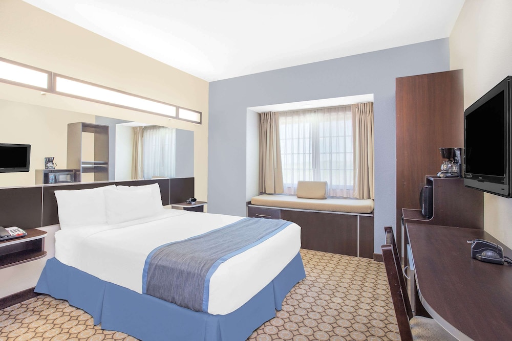 Microtel Inn Suites By Wyndham San Angelo 8/20