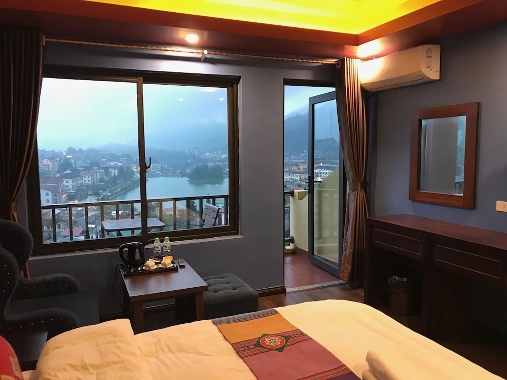 Sapa Hilton Hotel 40/50
