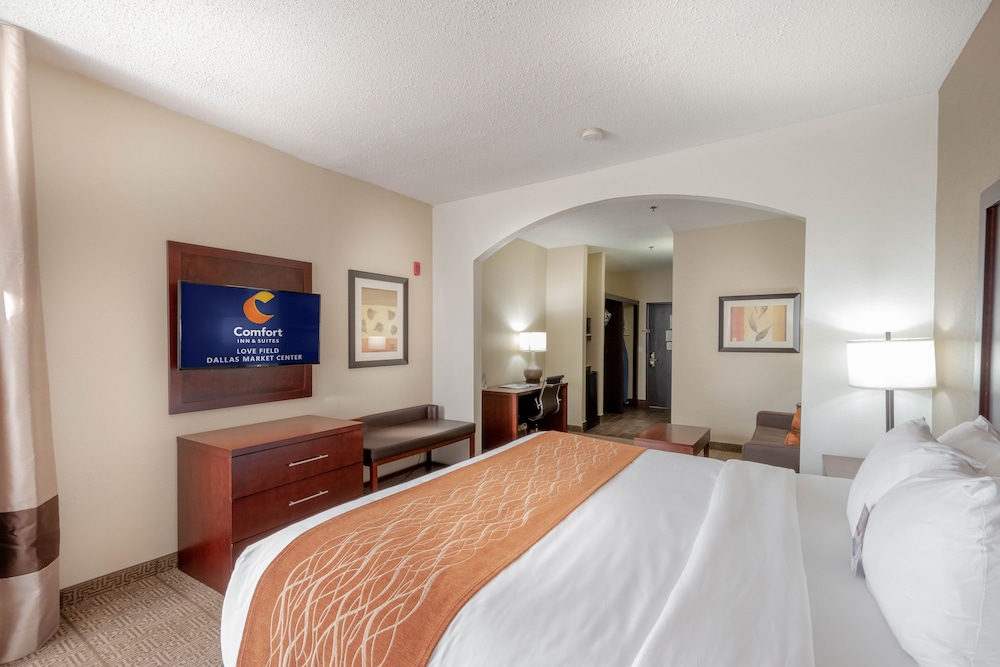 SUITE, KING BED