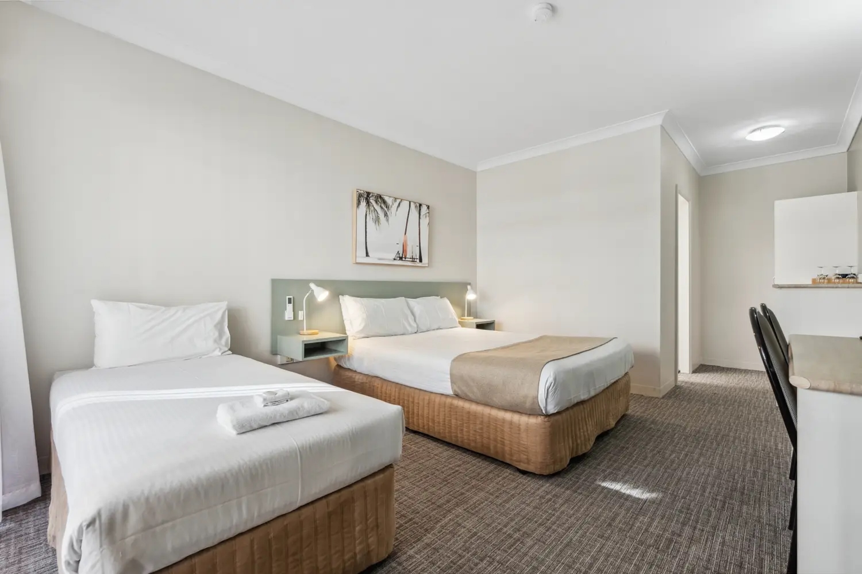 Econo Lodge Dockside Glenelg 16/29