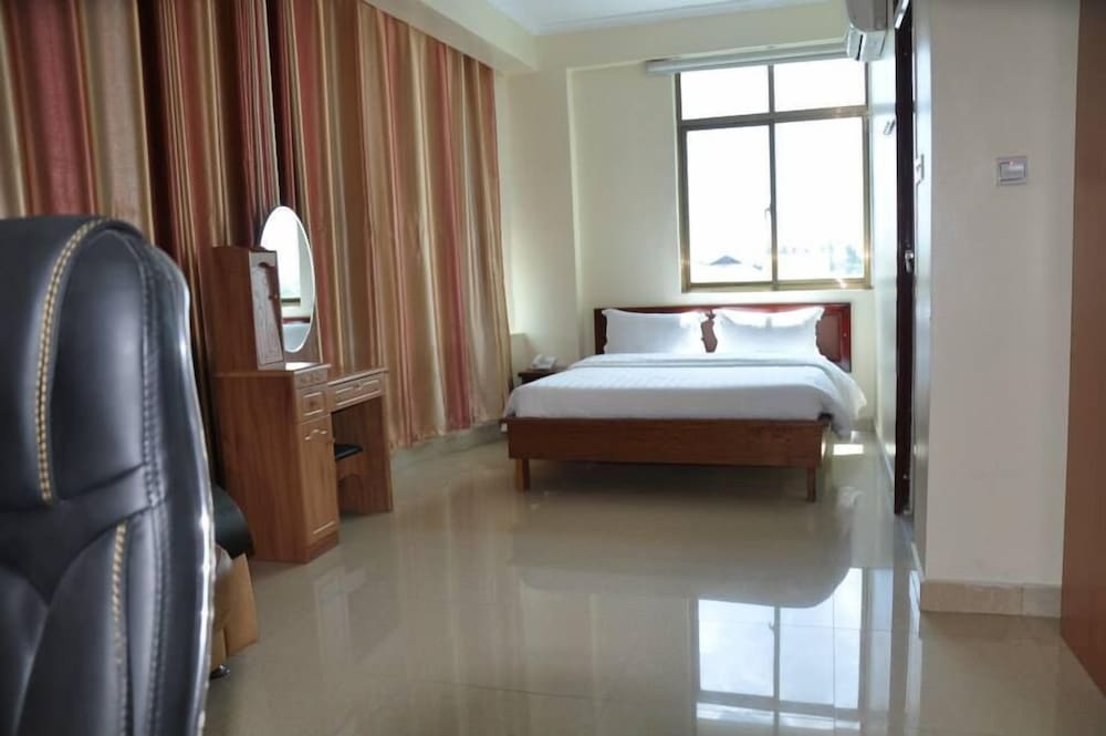 Sawe Hotel 13/43