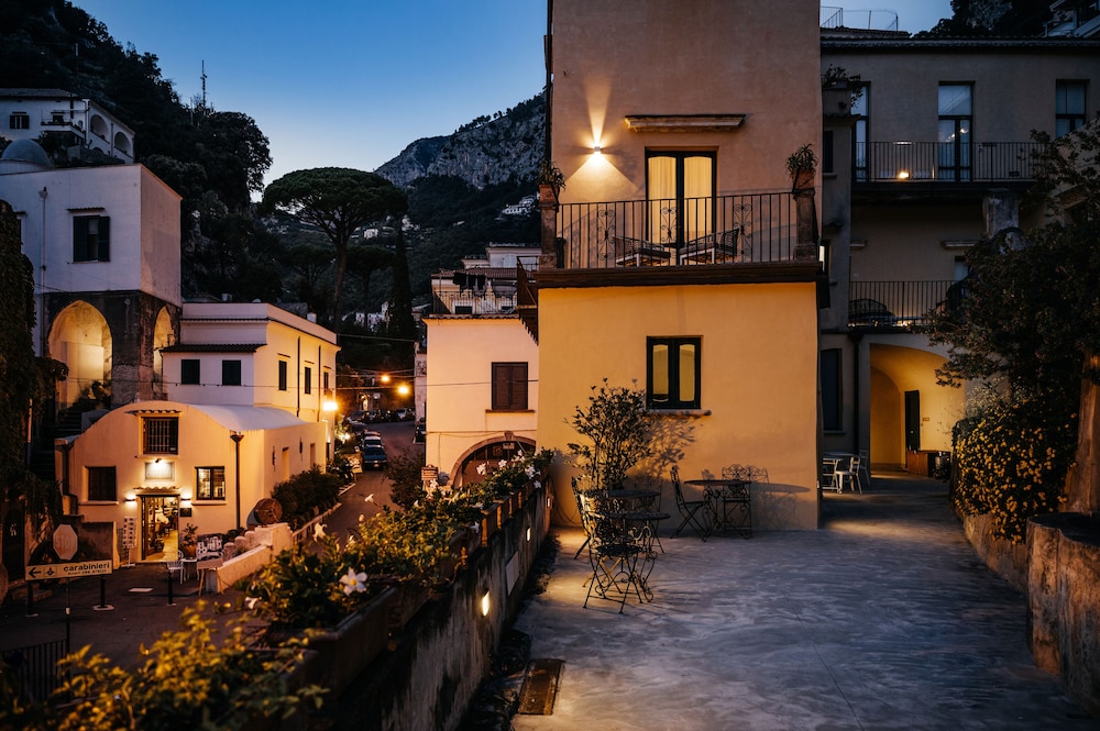 Amalfi Holiday Resort 34/52