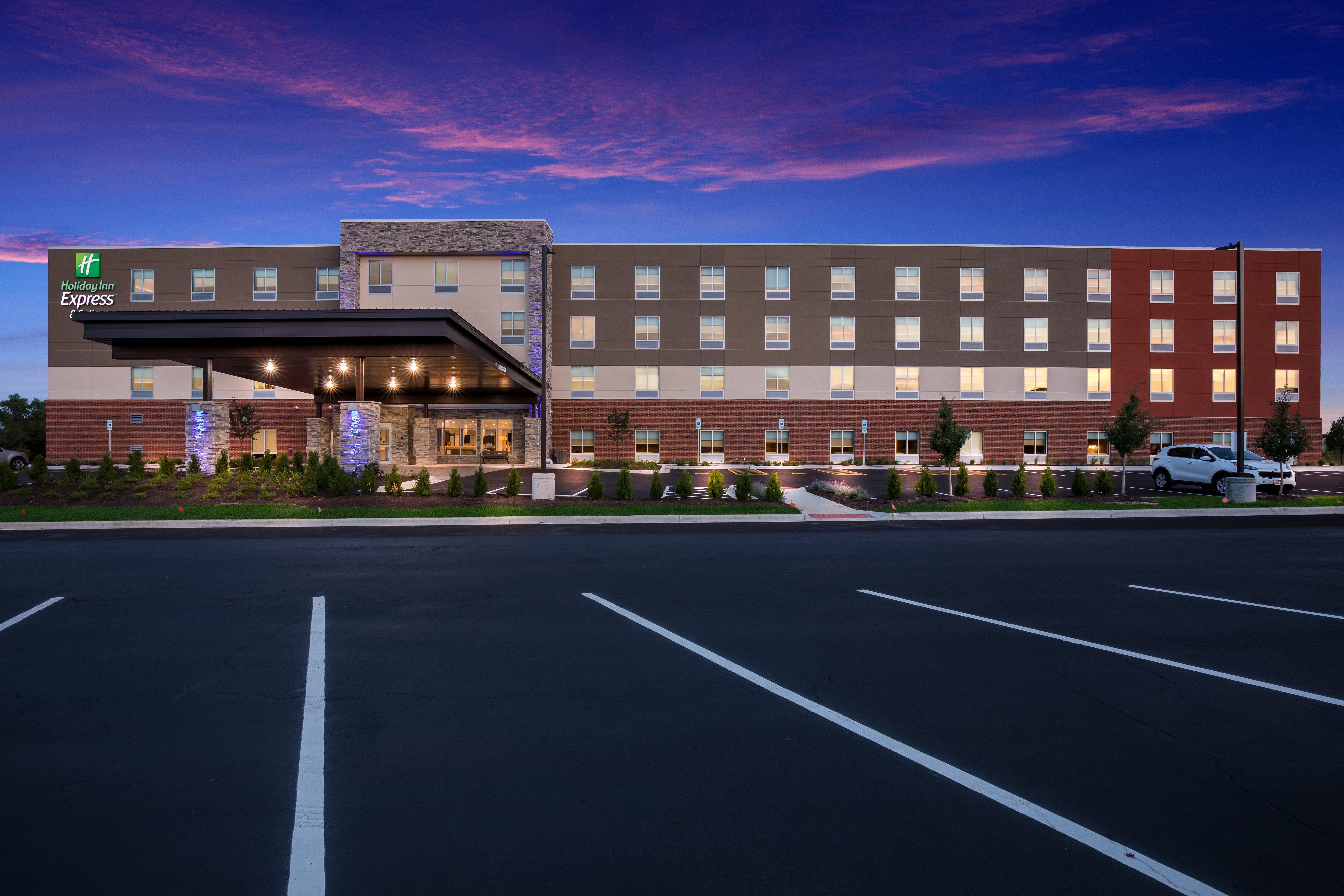 Holiday Inn Express And Suites Hoffman Estates 6/48