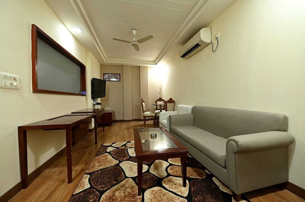 Hotel Sagar Iinternational 24/42