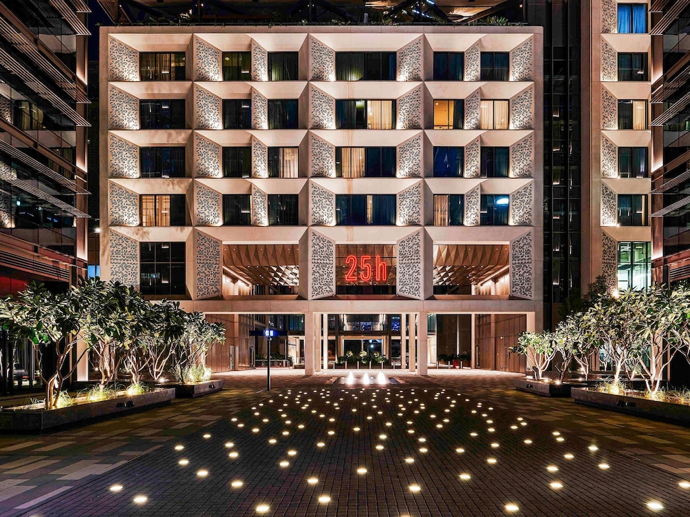 25hours Hotel Dubai One Central 1/48