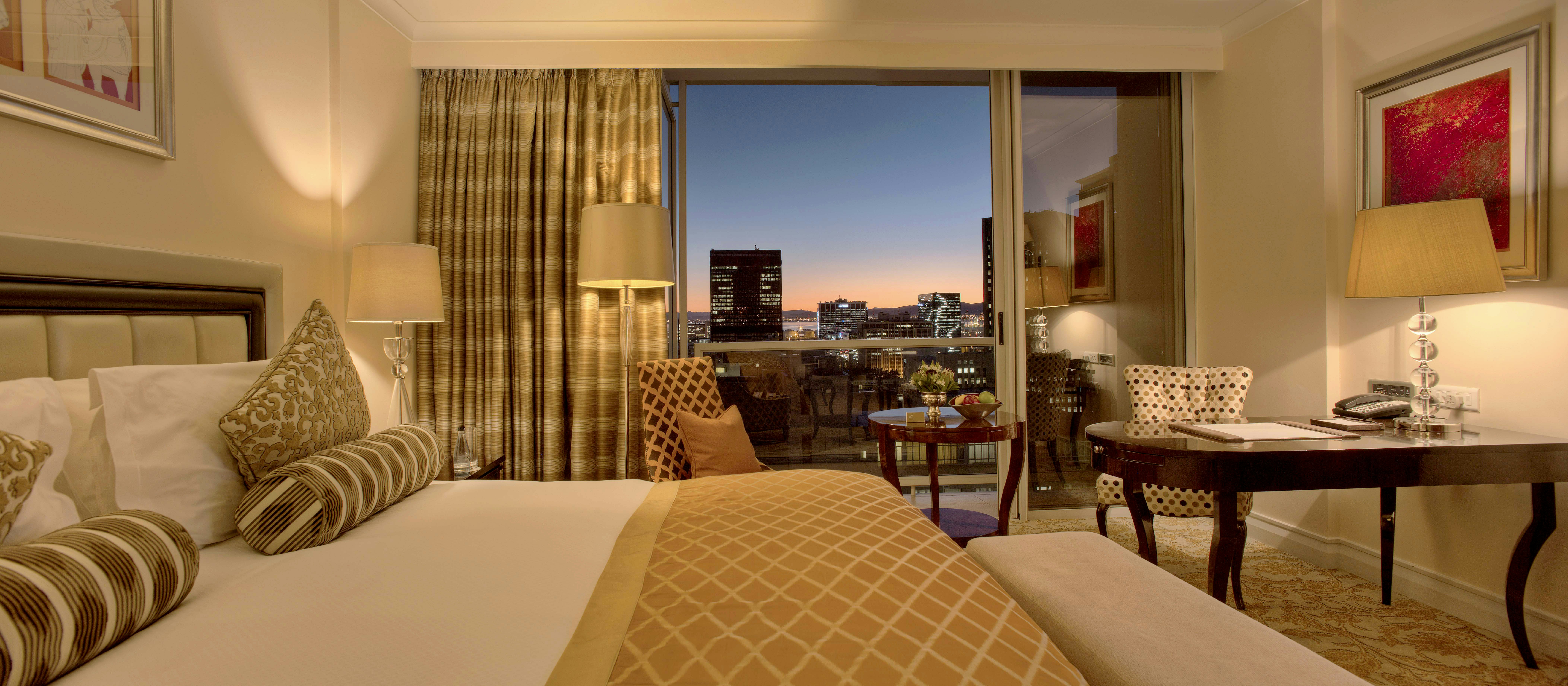 Taj Cape Town 66/82