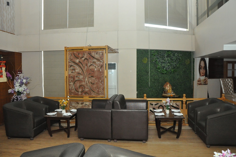 Hotel Jsr Continental 27/50