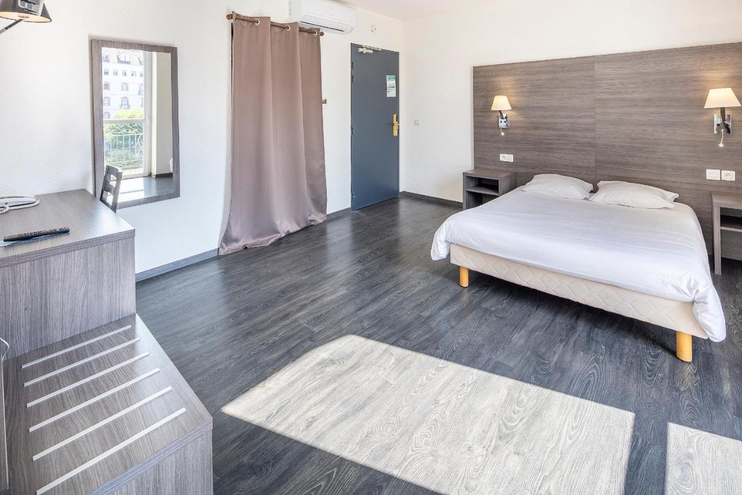 Hotel Galilee Windsor 16/32