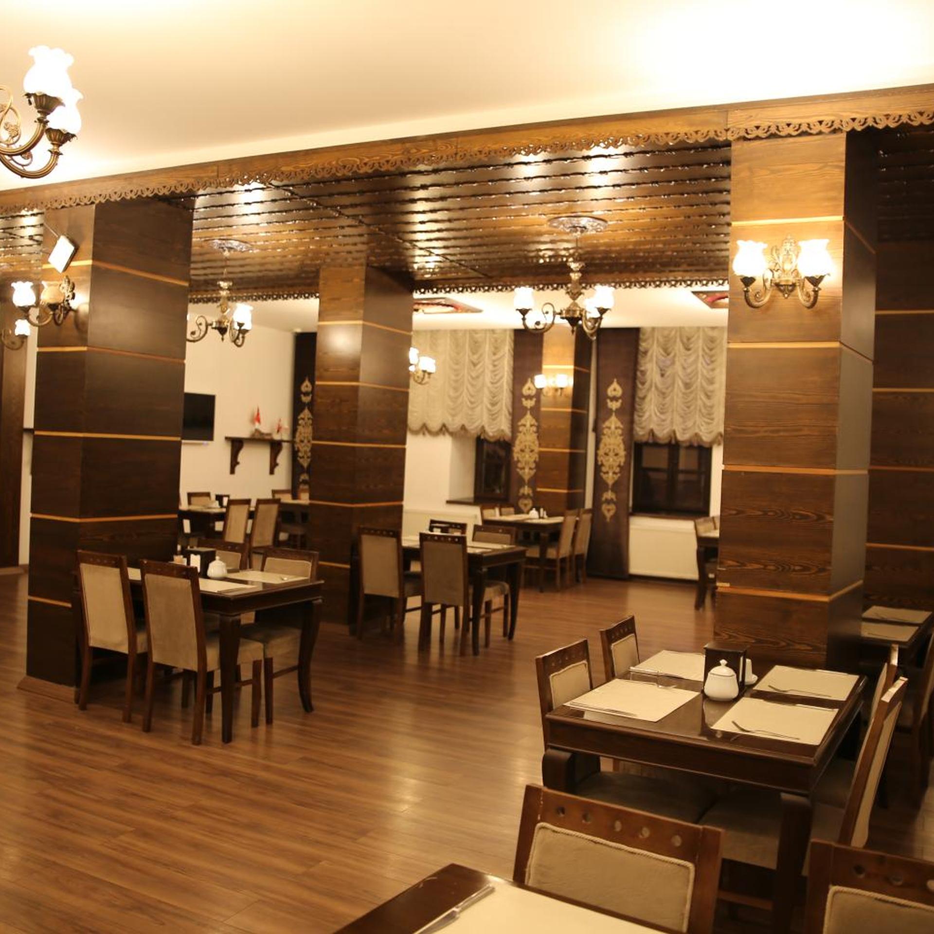 Cheltikov Hotel 35/45